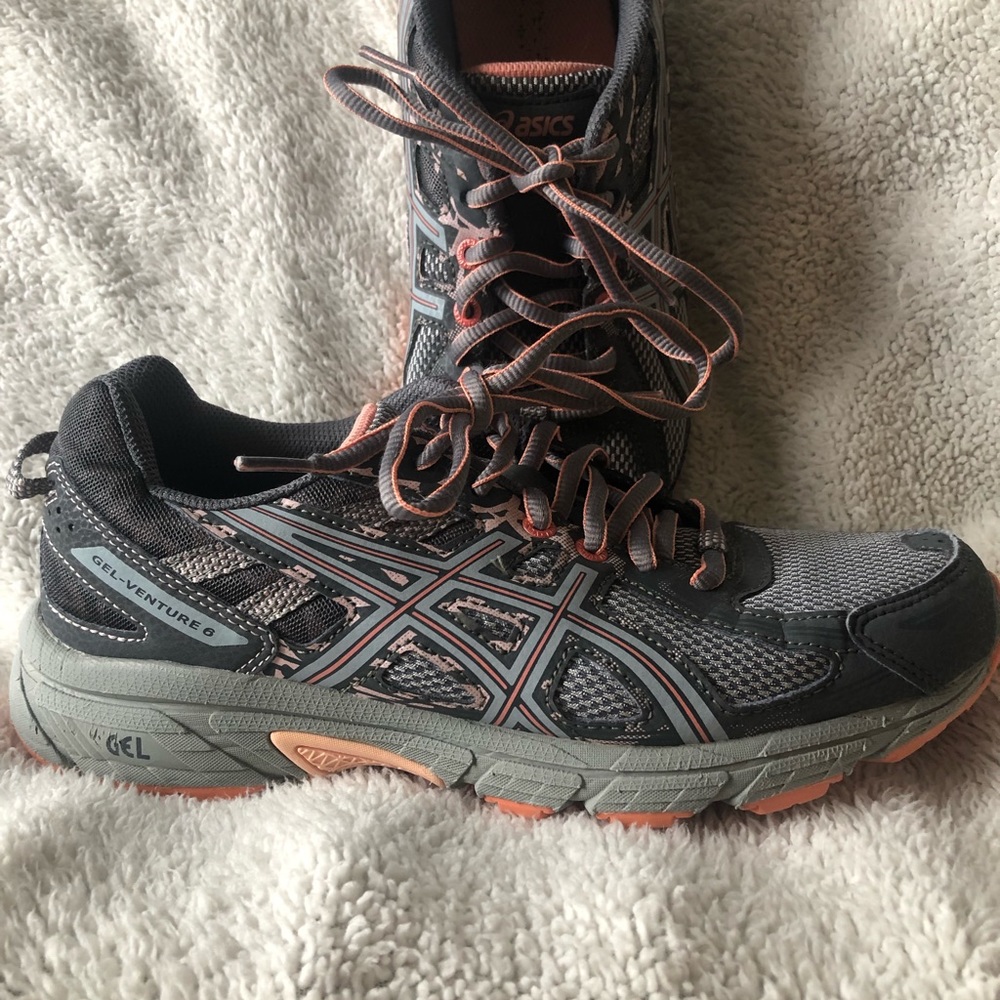 ASICS tennis shoes